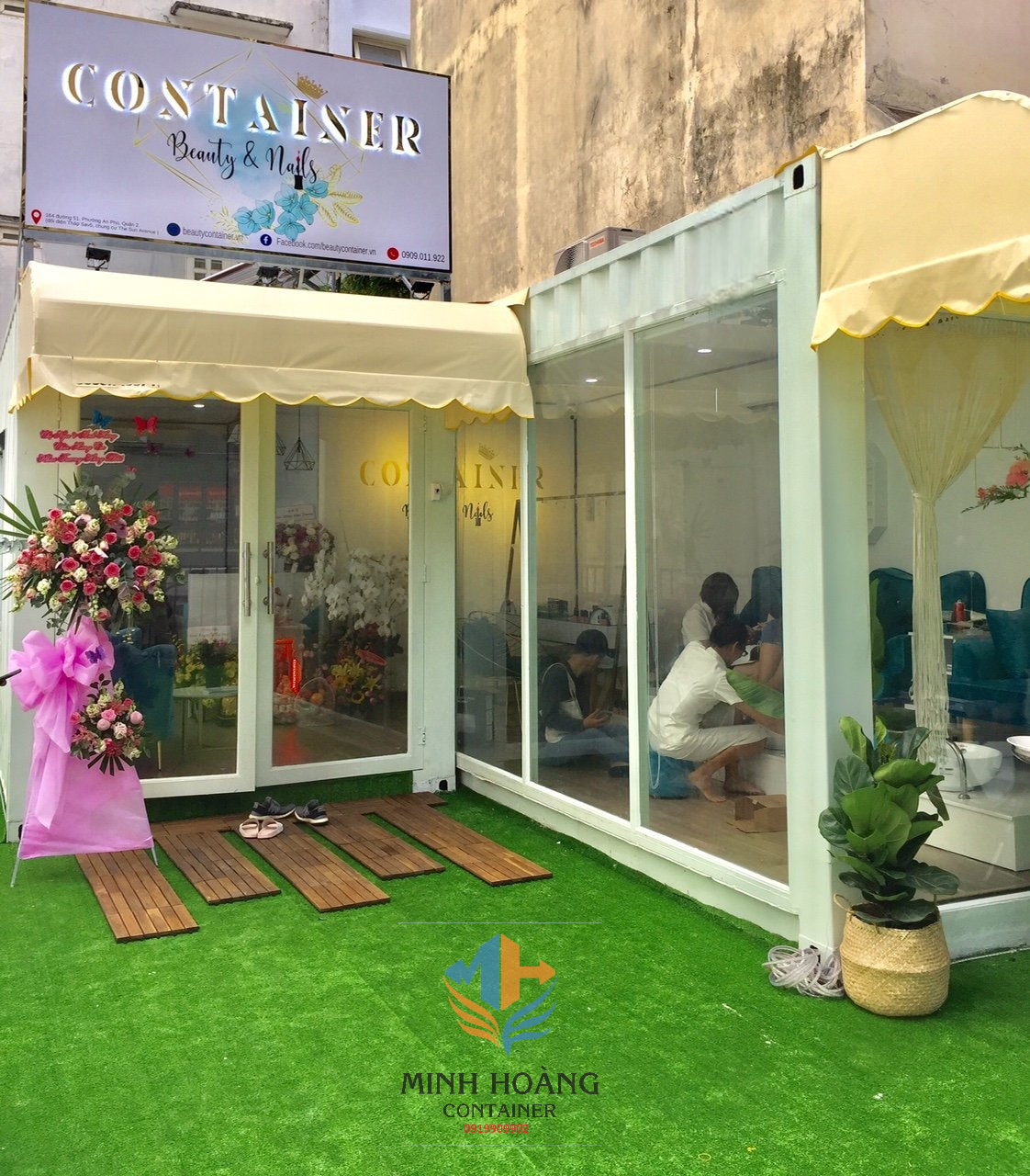 Mẫu nhà container dịch vụ spa ghép 2x20 feet dạng chữ z đầy đủ công năng tiện lợi vừa ở vừa kinh doanh